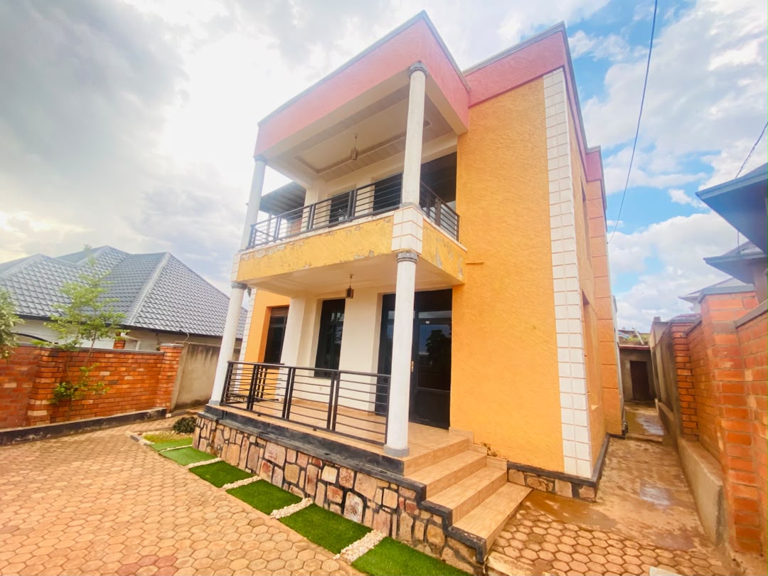 Family Home — Karembure, photo 3